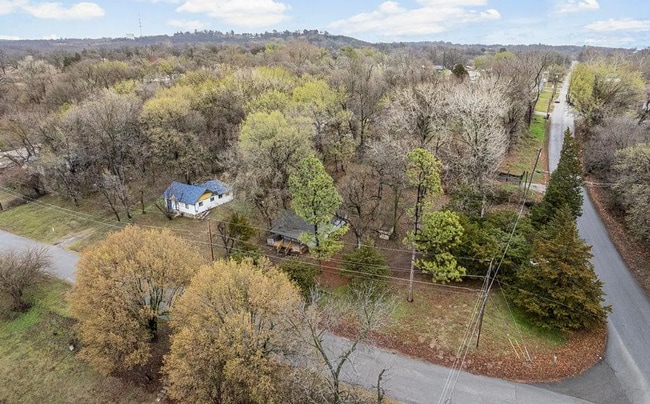 Photo - Charming 2 Bedroom Home on a Large Private Lot!