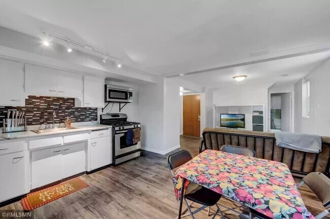 Photo - 3624 Columbus Ave. Apartamento Unidad 3