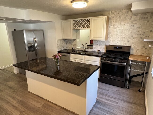 Photo - 1219 Bridle Trail Rd