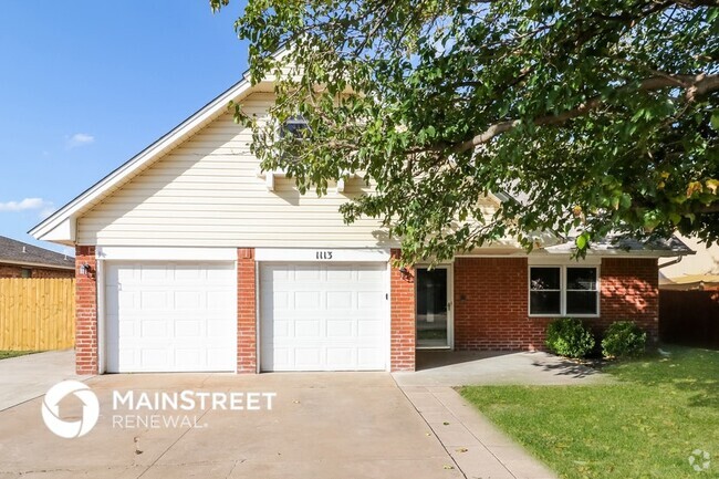 Building Photo - 1113 N Patterson Dr Rental