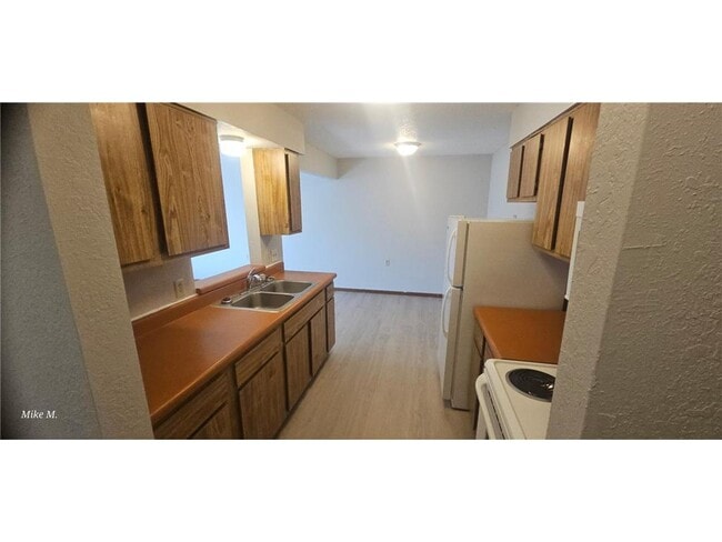 Photo - 16 Green River Rd Unit #205