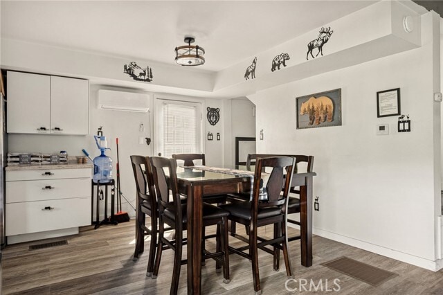 Photo - 28224 Larchmont Ln