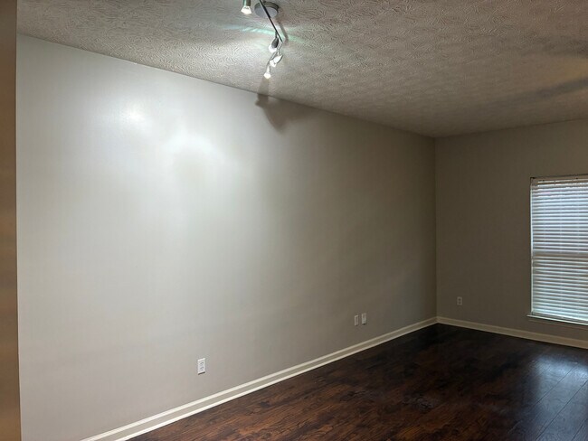 Photo - Room in Townhome on Stone Gate Way