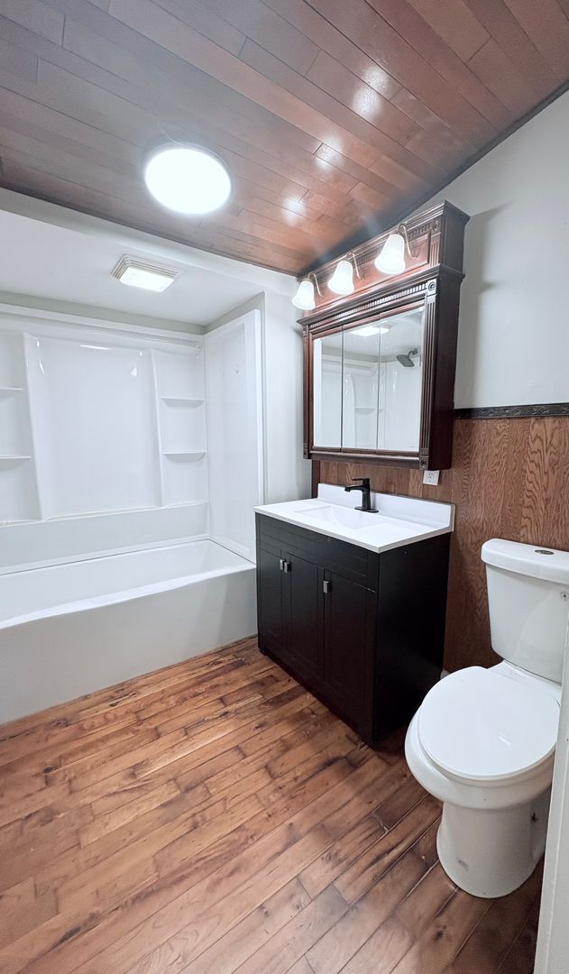 Photo - Charming 4 beds 3 baths in Reynoldsbug!