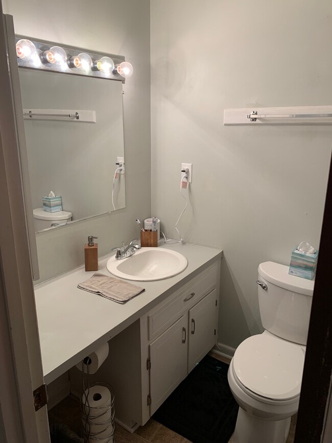 Photo - Fox Fire Apartments