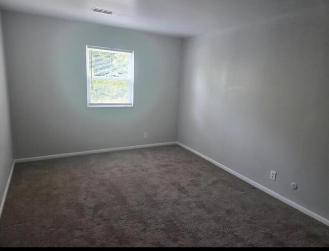 Photo - 628 Wooddale Terrace Unit Apt 2006