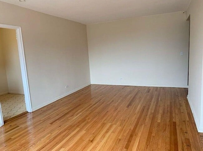 Photo - 98-76 Queens Blvd Unidad 6L