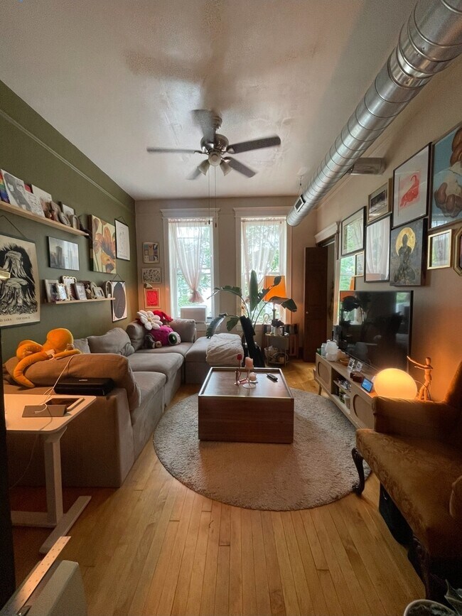 Photo - 1736 W 19th St