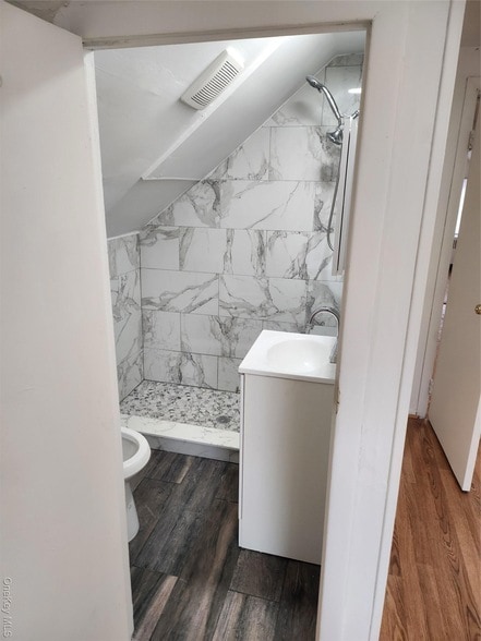 Photo - 806 Oliver Ave