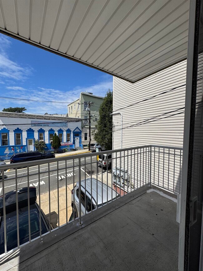 Photo - 1008 West St House