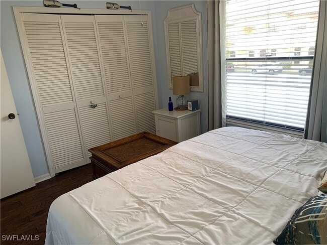 Building Photo - 1628 SE 46th St Unit 6