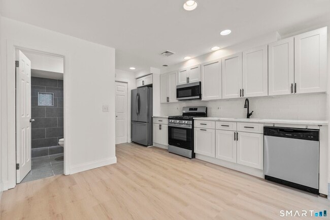 Photo - 64 Soundview Ave Unit #1 - Lower Level