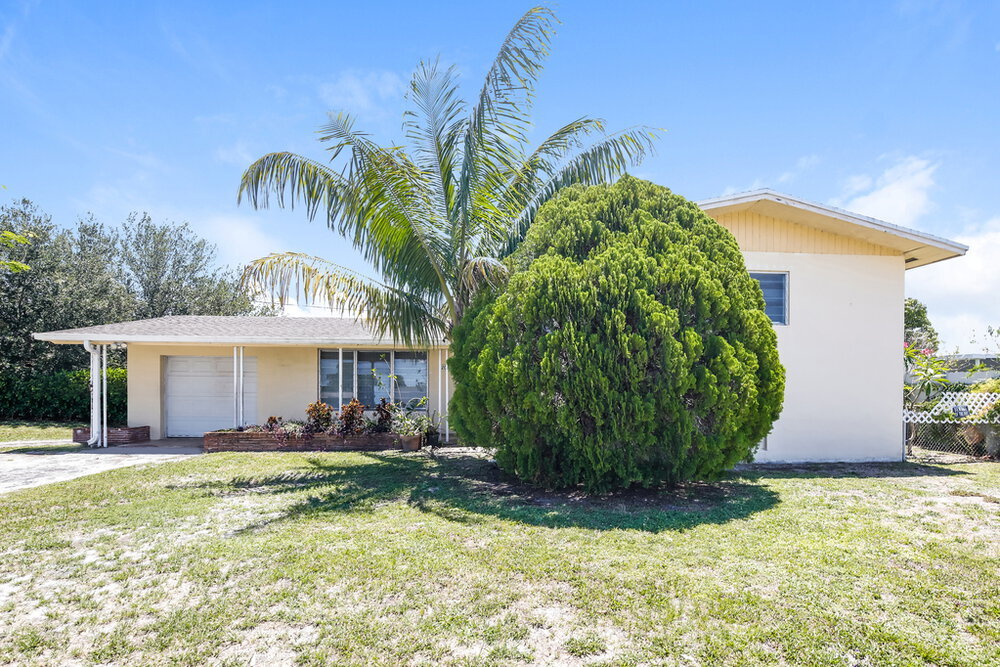 Photo - 20255 NE 12th Ave