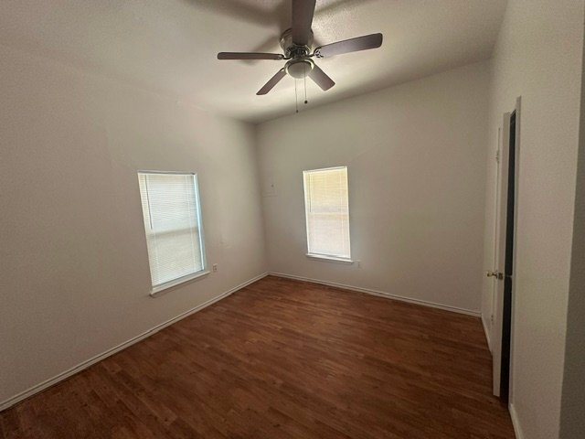 Photo - 236 2nd St NE