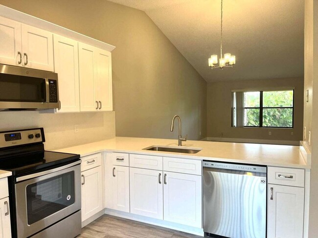 Building Photo - 12959 Pennypacker Trail Rental