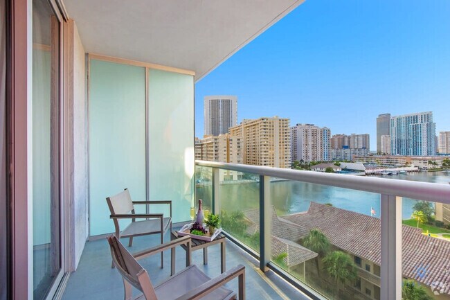 Building Photo - 2602 E Hallandale Beach Blvd Unit ID1227476P Rental