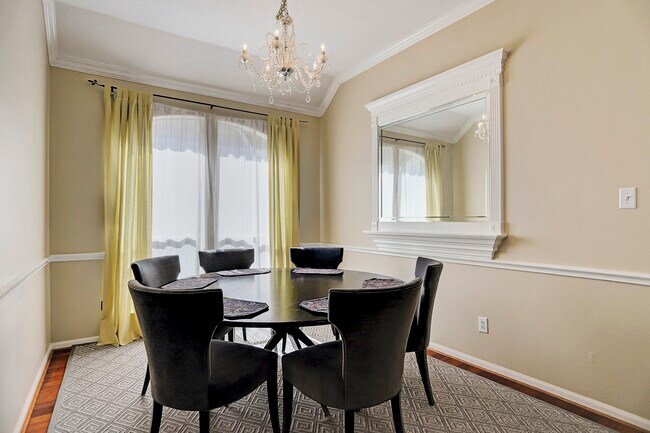 Photo - 7019 Lawler Ridge