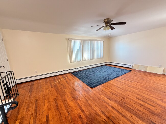 Photo - 3189 Hatting Pl Unidad 2