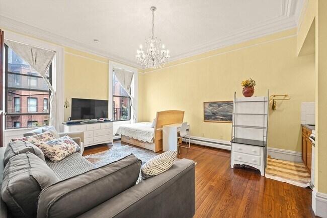 Photo - 227 Marlborough St Unit 6