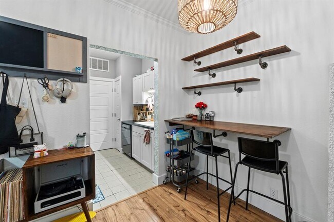 Photo - 2804 Rio Grande St Unit 206