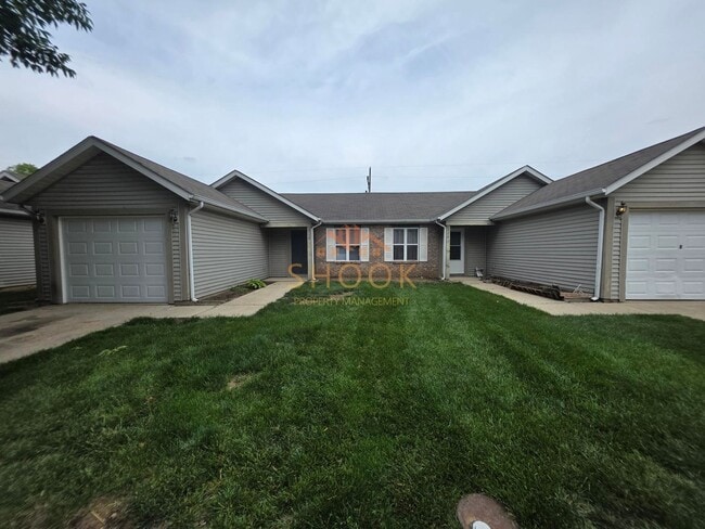 Building Photo - 2712/2714 Plaza Ln Unit 2712 Plaza Ln
