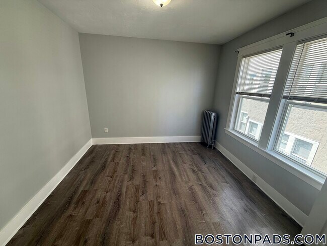 18 Lakewood St Unidad 2L