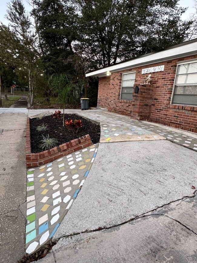 Photo - 4213 Etta St