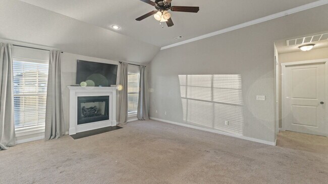 Photo - 3960 Deerhurst St