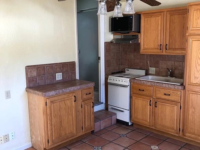 Photo - 1044 Reed St Unit 2 bd