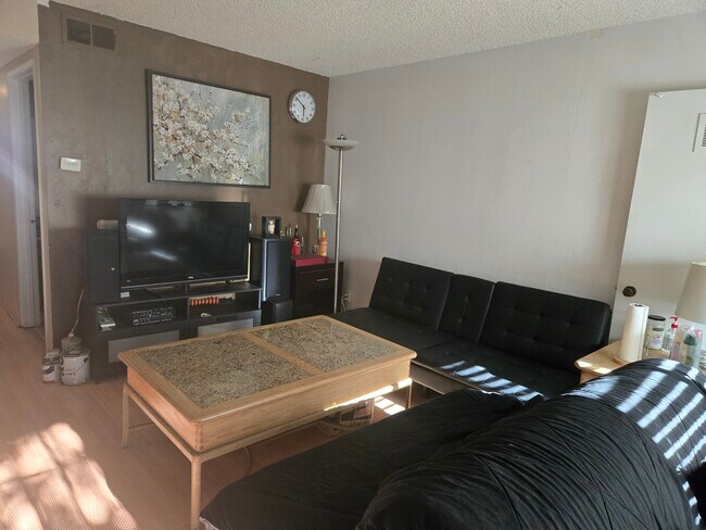 Photo - 5488 Dobbs St Unit 2321 Highbury