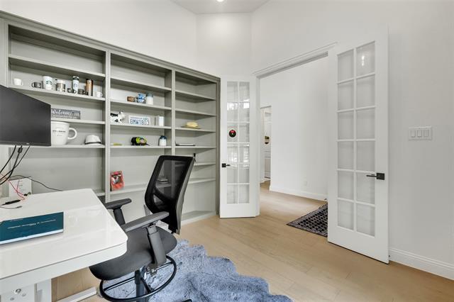 Photo - 3201 Casablanca St