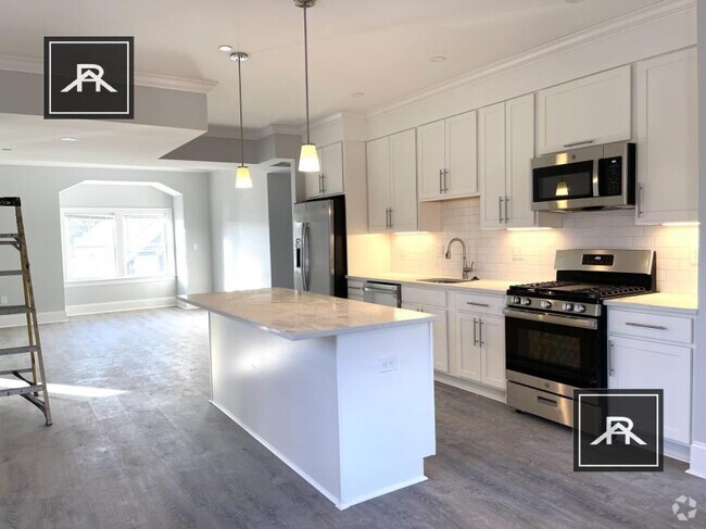 Building Photo - 4 bedroom in Brighton MA 02135 Unit 6 Rental