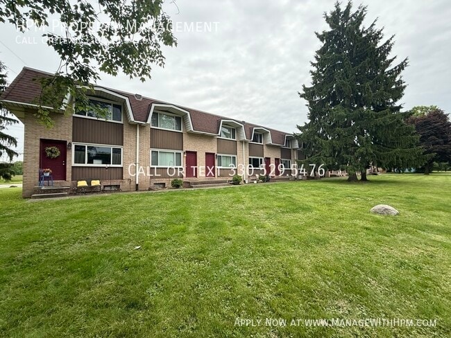 Photo - 232 Northwest Ave Townhome