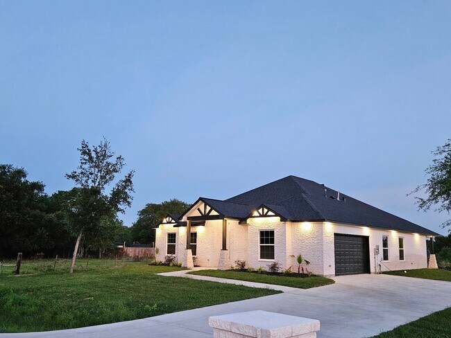 Photo - 7717 Prairie St