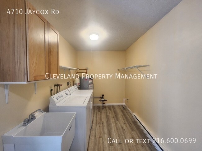 Photo - 4710 Jaycox Rd