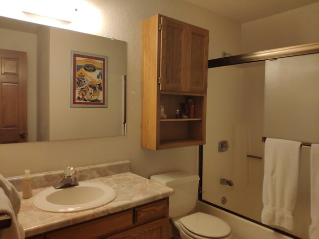 Photo - 5510A TOWNSEND PL
