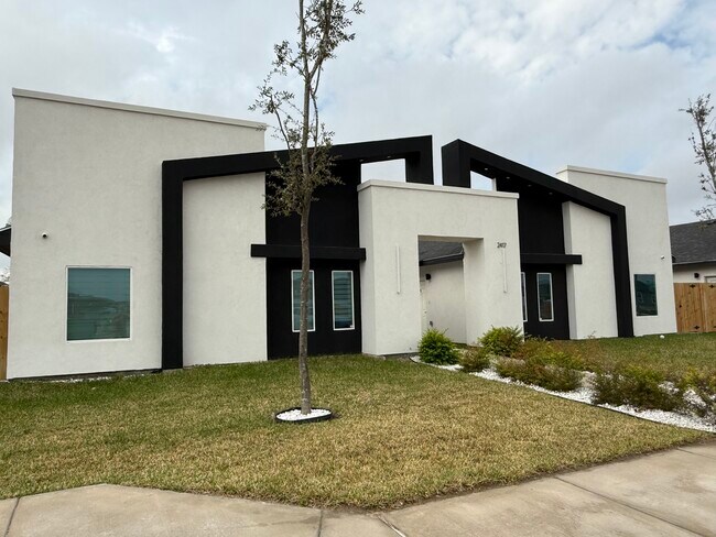 Photo - 2417 Indian Creek Ave