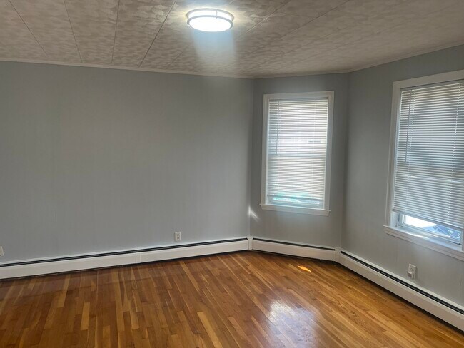 23 Waters Ave Unit 1