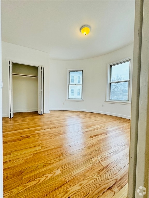 Building Photo - 505 Columbia Rd Unit 1 Rental