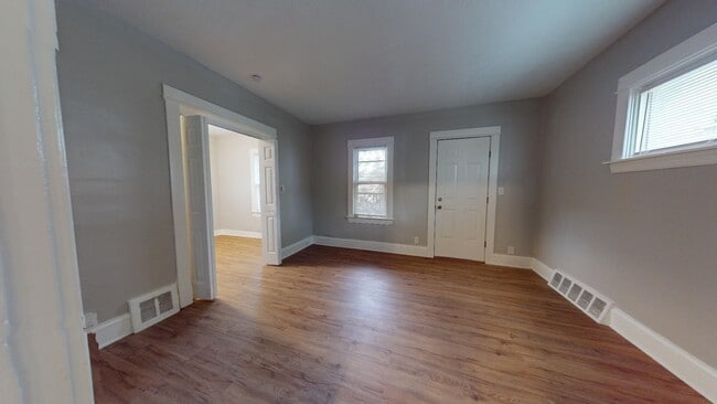 Photo - 4420 Bush Ave Unit 4 (Down Rear)