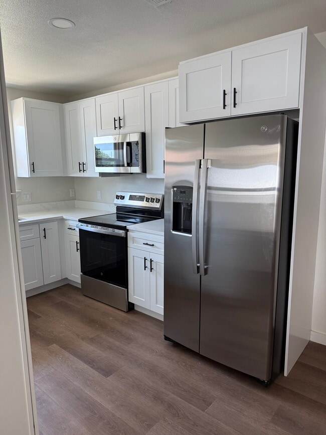 Building Photo - 2402 Lindblad Ct Rental
