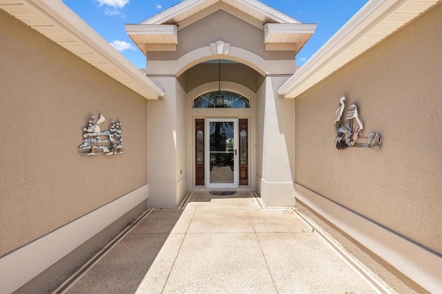 1096 Alcove Loop