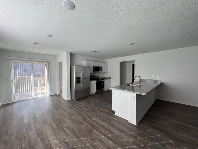 Photo - 3 bedroom Newer home