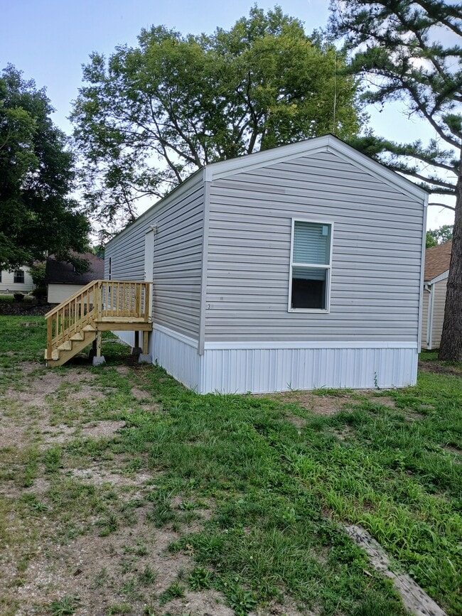 Building Photo - 920 E North St Rental