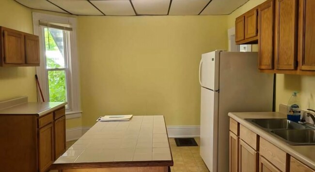 Photo - 111 N Lancaster St Unit 111 N Lancaster st.