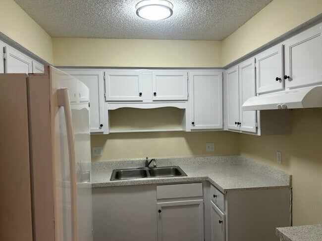 Photo - 6117 Key Hollow Ct