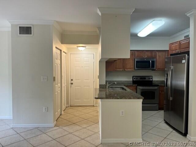 6410 Emerald Dunes Dr Unidad 204