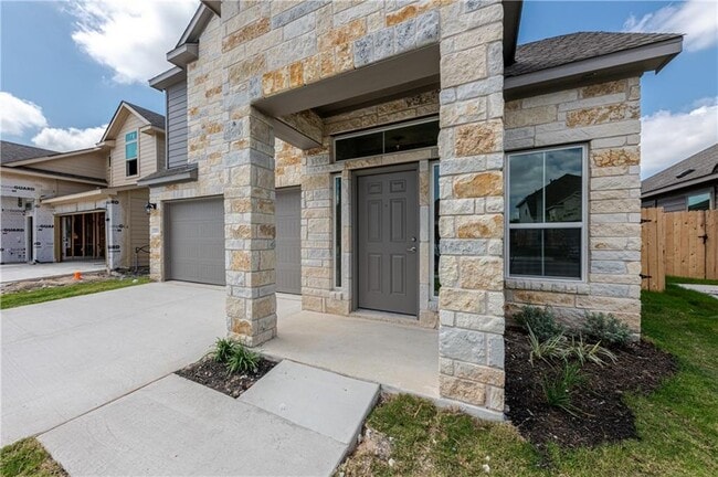 Photo - 705 Durness Dr