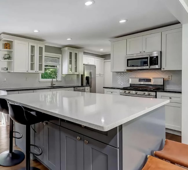 Photo - 6858 Lockridge Dr NW