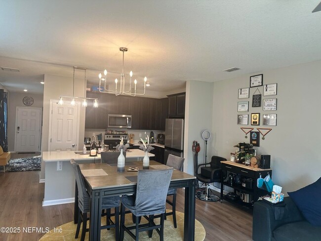 Photo - 9804 Fiddleback Ln